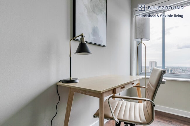 Photo - 121 W Chestnut St Unit FL32-ID1292