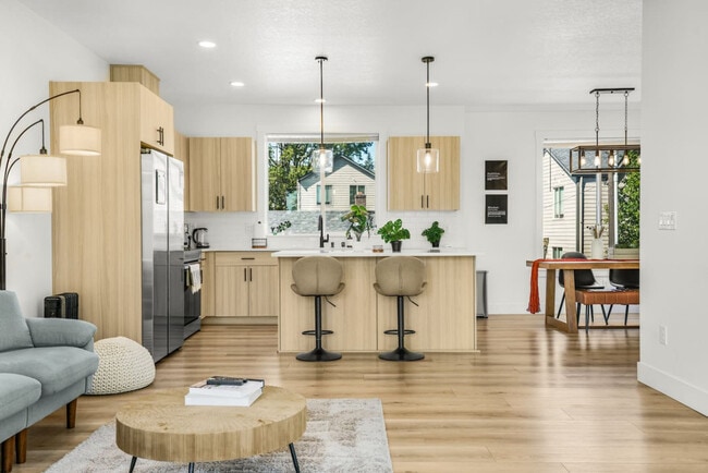 Photo - 3309 NE 42nd Pl Unit ID1334335P