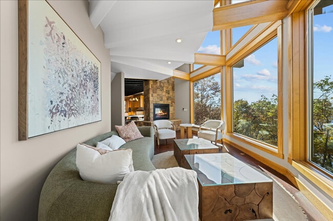 Building Photo - 1248 WI-35 Unit ID1337488P