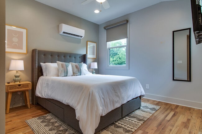 Photo - 934 Mcferrin Ave Unit ID1049676P