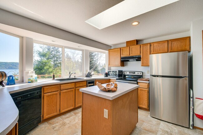 Photo - 131 N Mardell Ave Unit SI ID1383676P
