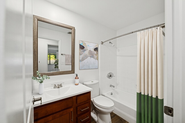 Photo - ReNew Woodlake