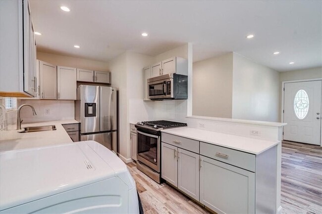 Photo - 1800 Forestglade Dr