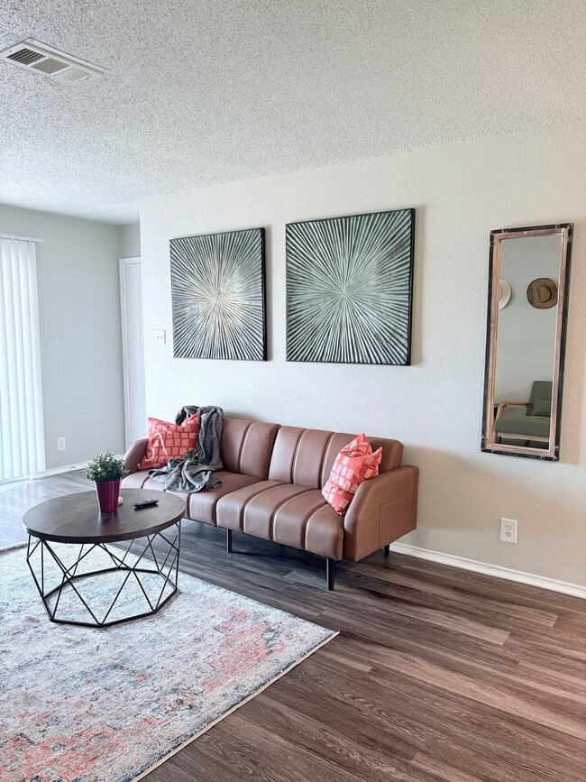 Building Photo - 111 W William Cannon Dr Unit SI ID1497891P