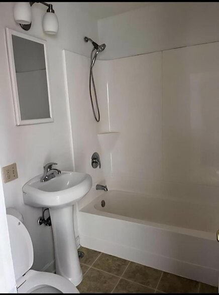 Photo - 113 3rd St W