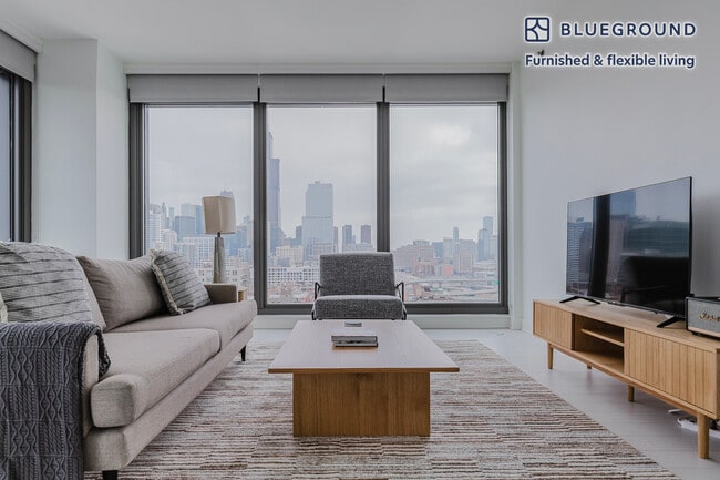 Photo - 1035 W Van Buren St Unit FL19-ID1167