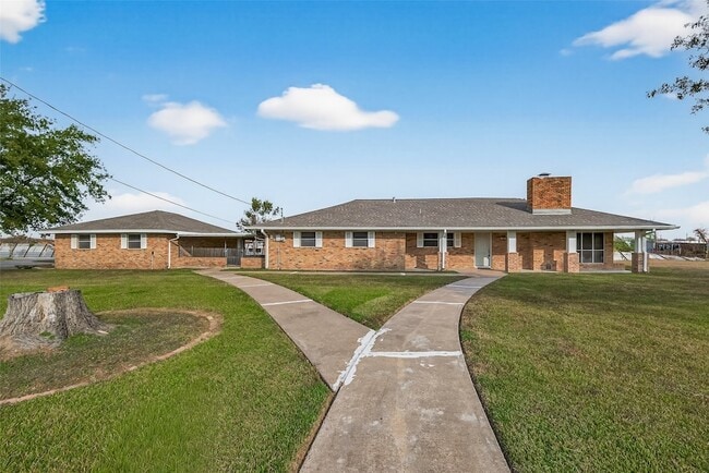 Building Photo - 10645 Oak Brook Dr