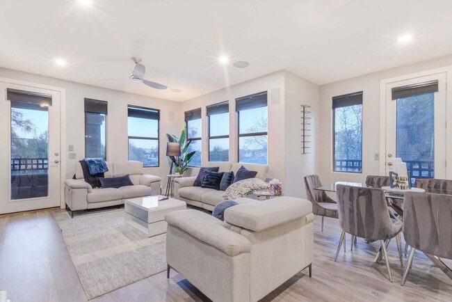 Photo - 15221 N Clubgate Dr Unit SI ID1578378P