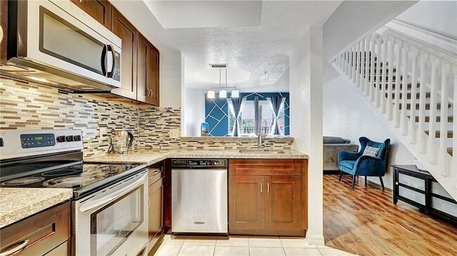 Photo - 771 SW 148th Ave