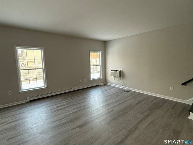 Photo - 40 Marlin Dr