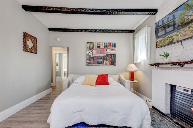 Photo - 1441 N Humboldt St Unit ID1341158P