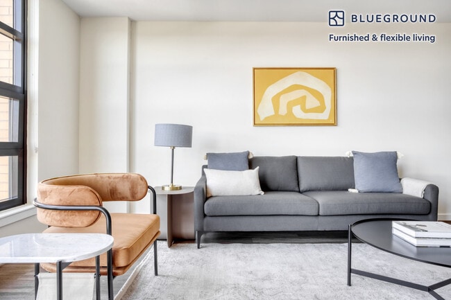 Photo - 3444 Fairfax Dr Unit FL12-ID497