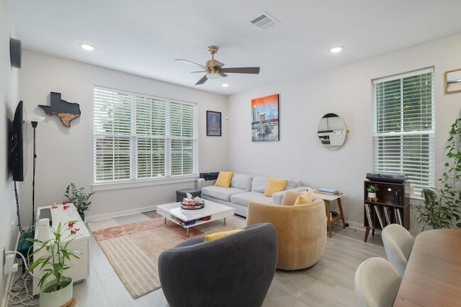 Photo - 2624 Metcalfe Rd Unit 24