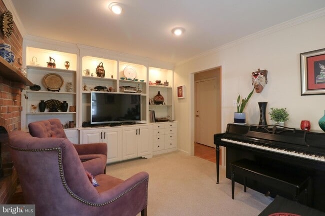 Photo - 14601 Melinda Ln