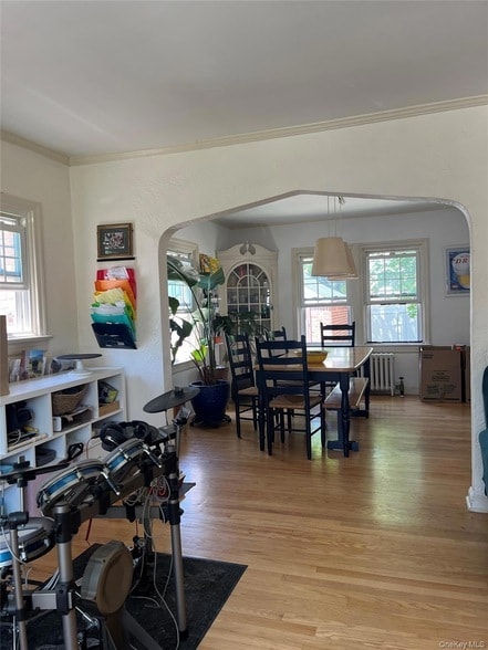 Photo - 248-29 Cambria Ave