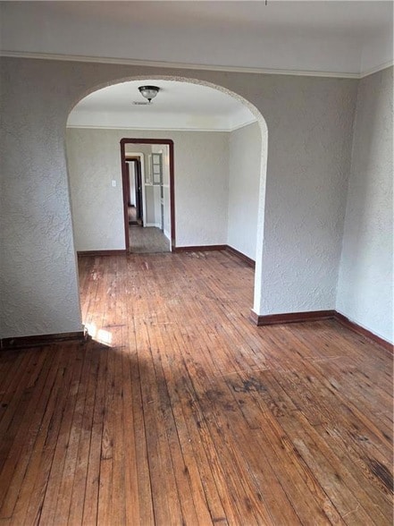 Photo - 2520 Leonidas St