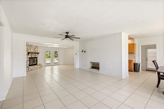 Photo - 145 18th Ave