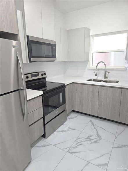 Photo - 3201 Magdalena St Unit 6