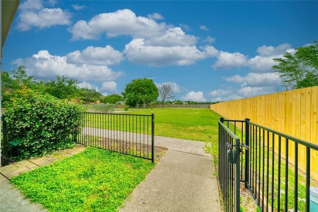 Photo - 770 Hunt Rd Unit 314