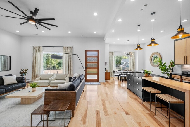 Building Photo - 1251 Fillmore St Unit ID1221810P