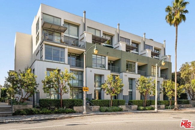 Building Photo - 13045 Pacific Promenade Unit 334