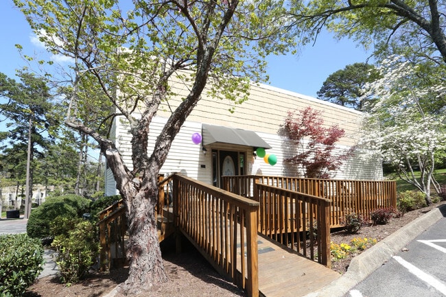 The Hammond Office - The Hammond Apartments