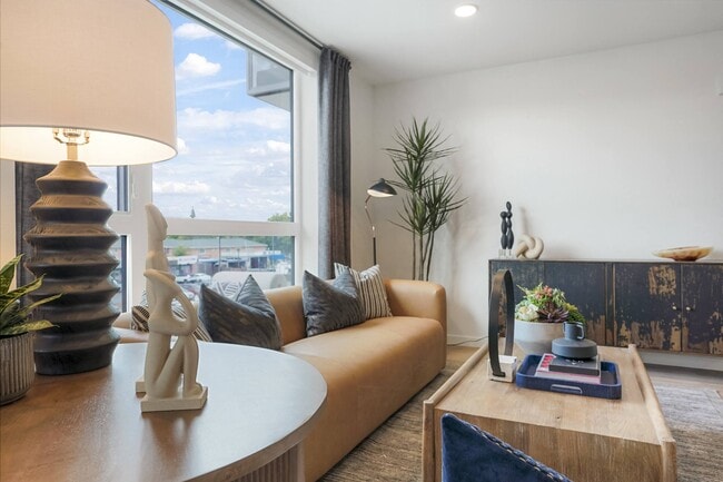 Photo - Maxwell at Bascom