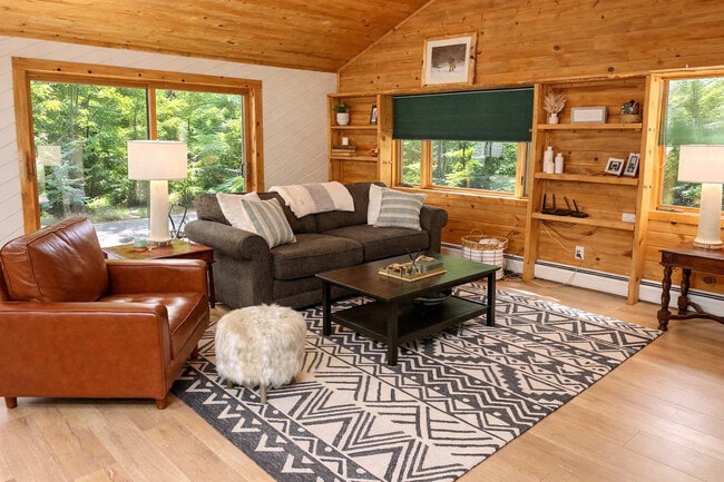 Photo - 21461 CO-140 Unit SI ID1470144P