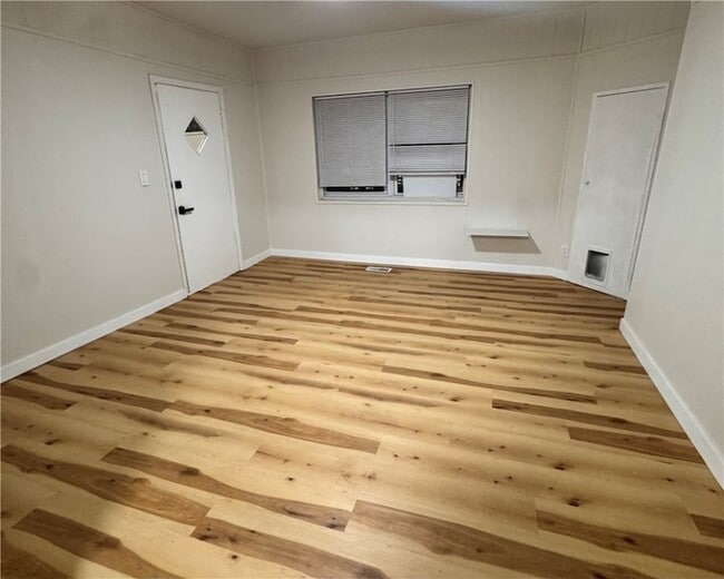 Photo - 1332 Goettmann St Unit 2