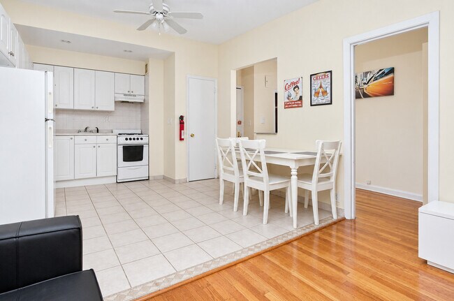 Photo - 337 E 81st St Unit SI ID1032066P