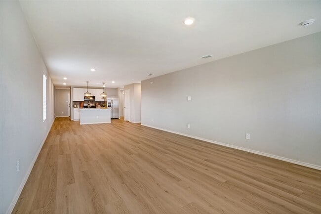 Photo - 5509 Flannel Ln
