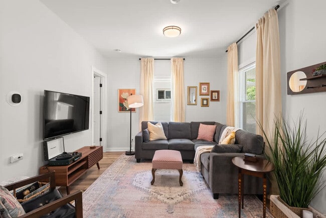 Building Photo - 19620 Ormiston Ave Unit SI ID1496123P