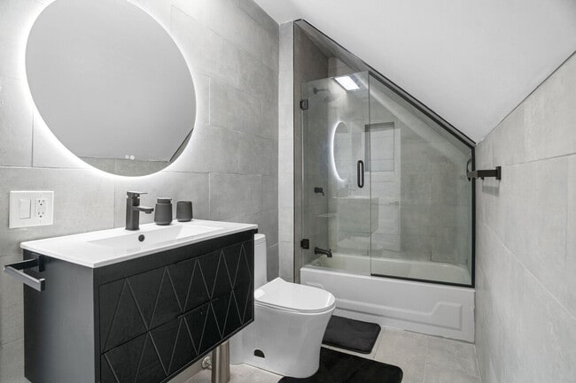 Photo - 1115 W 31st St Unit SI ID1292856P