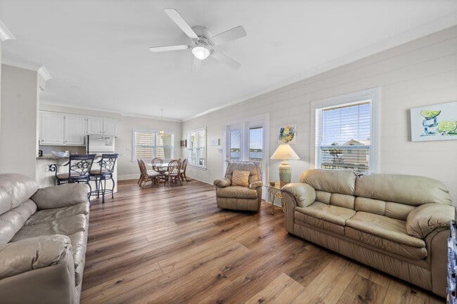 Building Photo - 120 Gulf Ct Unit ID1265923P