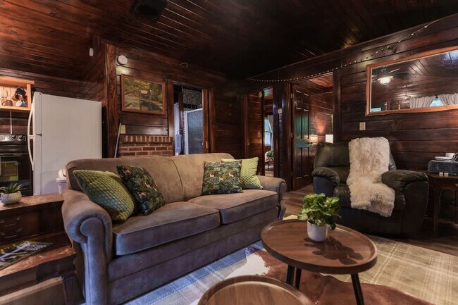 Photo - 15039 Pleasant Valley Rd Unit SI ID1496048P