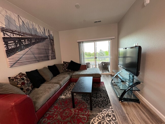 Building Photo - 1801 S Dunkirk St Unit ID1061367P