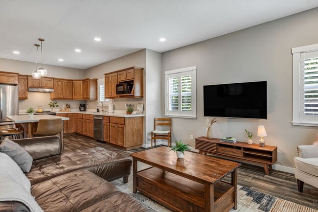 Photo - 1800 W Idaho St Unit SI ID1324057P