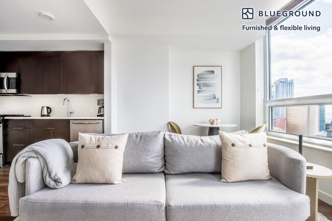 Photo - 2116 4th Ave Unit FL22-ID266