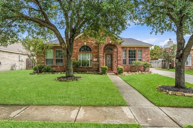 Building Photo - 27730 Geneva Hills Ln