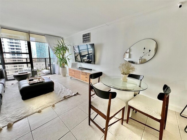 Photo - 600 NE 36th St Unit 2011