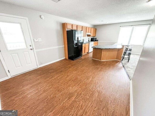 Photo - 411 Jeffords Rd