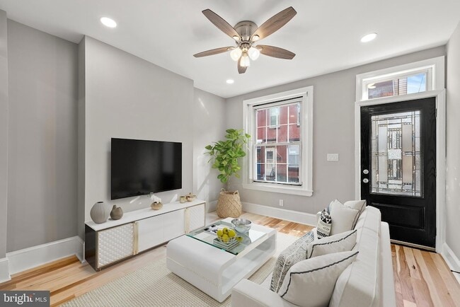 Photo - 601 Miller St