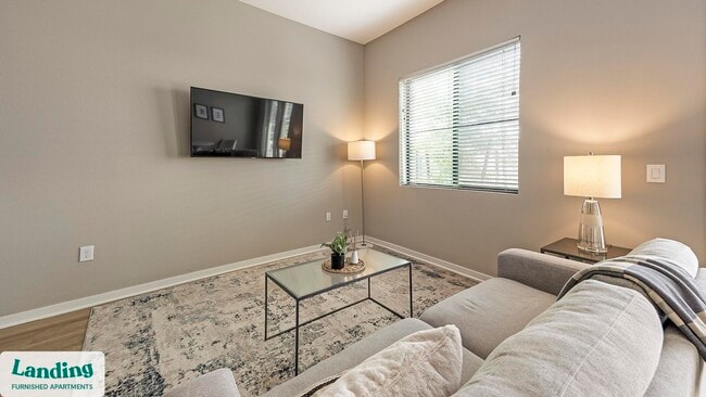 Photo - 402 W Lincoln St Unit 118.1407352