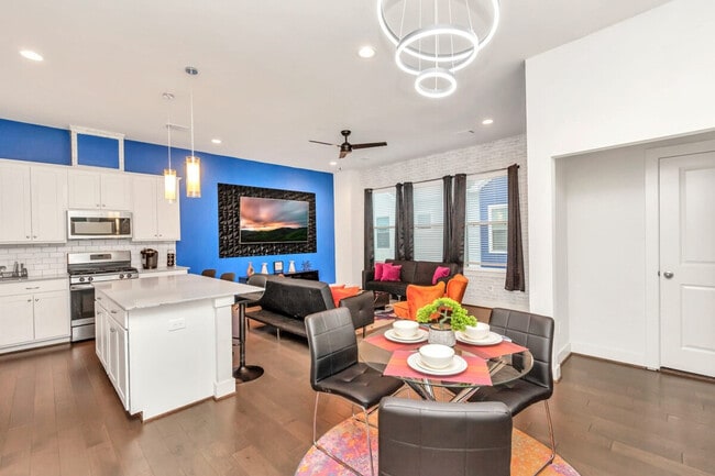 Photo - 3644 Griggs Rd Unit ID1047940P