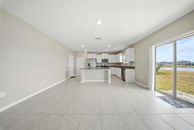 Photo - 15617 Charr Island St
