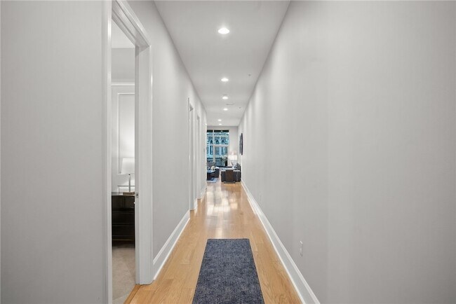 Photo - 301 Fifth Ave Unit 511
