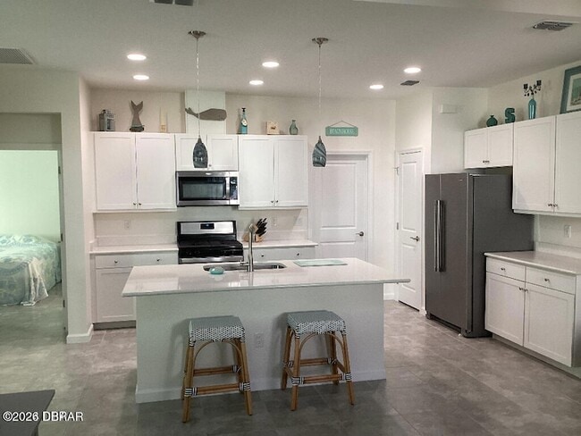 Photo - 362 Parrot Ln