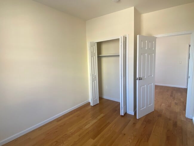 Photo - 45-47 Newkirk St