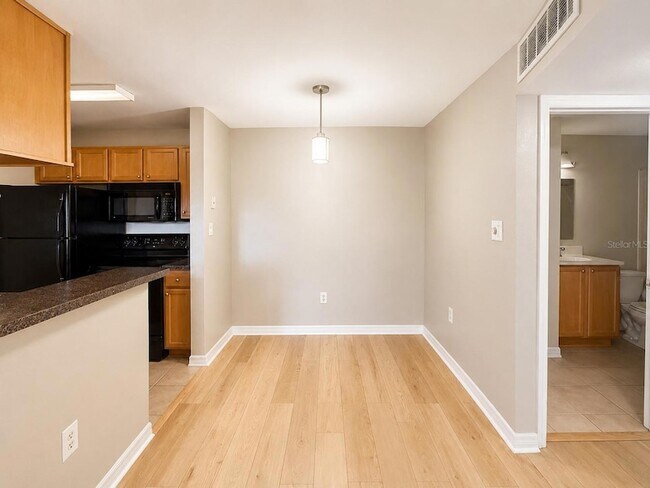 Photo - 203 Lake Parsons Green Unit 108