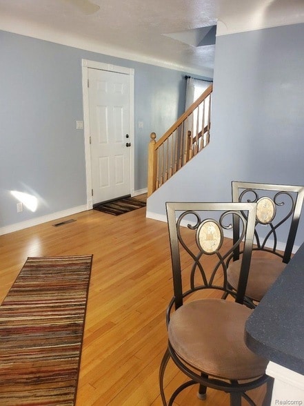 Photo - 1875 Larkmoor Blvd
